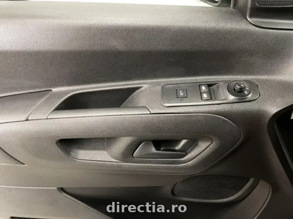 Poza anunț 16