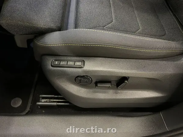 Poza anunț 28