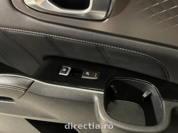 Poza anunț 24