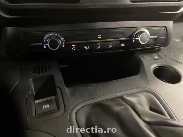 Poza anunț 13