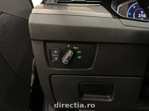 Poza anunț 28