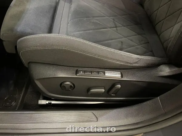 Poza anunț 24