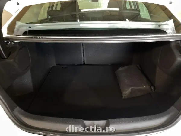 Poza anunț 12