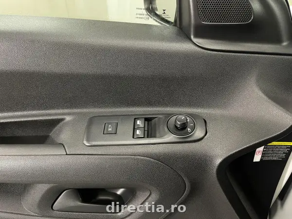 Poza anunț 11