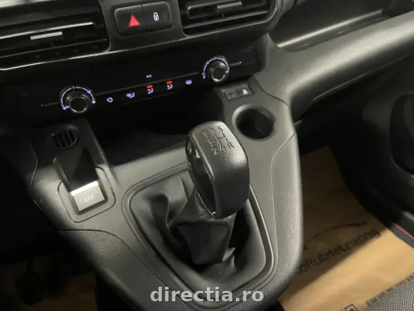 Poza anunț 14