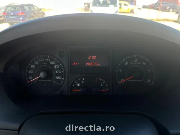 Poza anunț 17