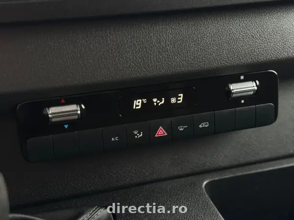 Poza anunț 18
