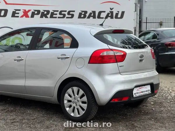 Poza anunț 23