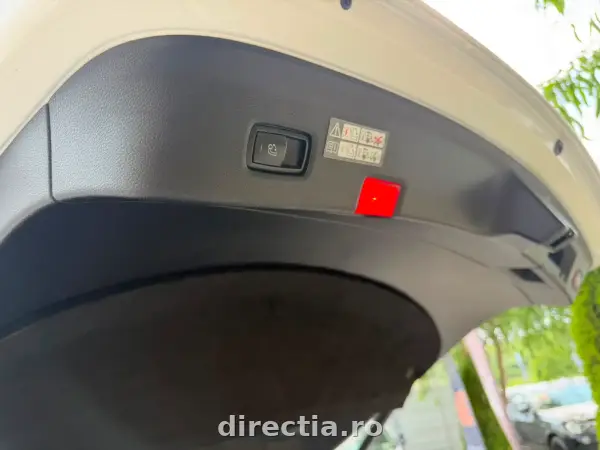 Poza anunț 36