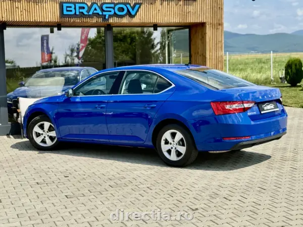 Poza anunț 12