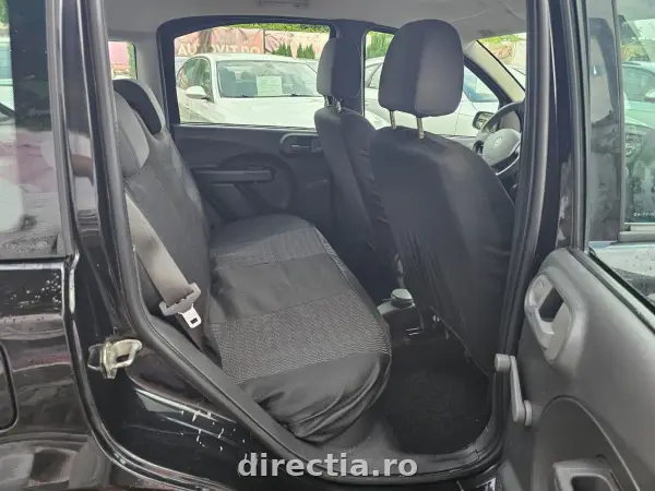 Poza anunț 18