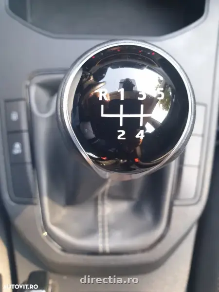 Poza anunț 32
