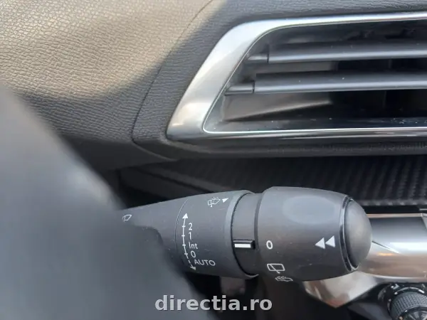 Poza anunț 12