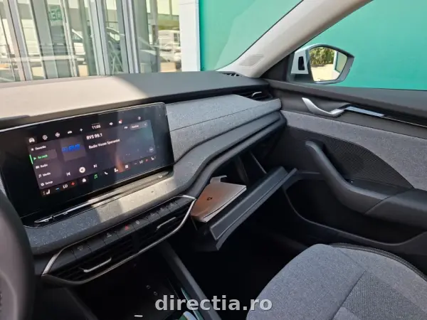 Poza anunț 23