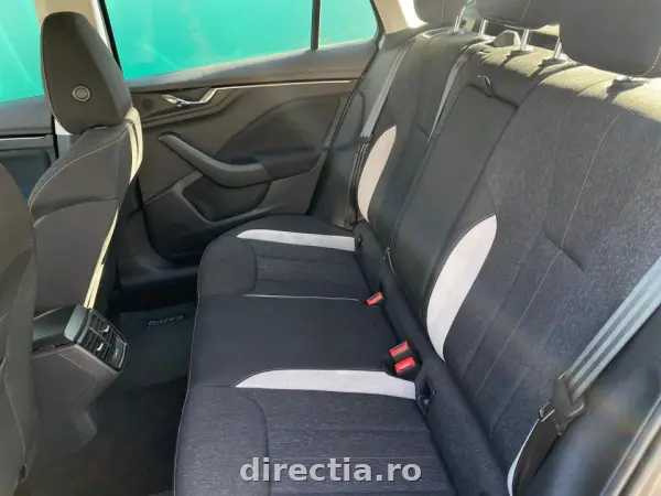 Poza anunț 13