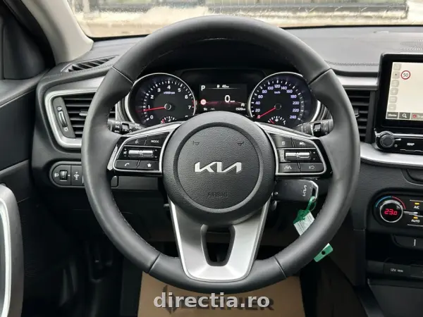 Poza anunț 12