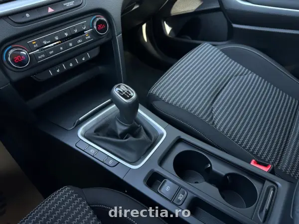 Poza anunț 18
