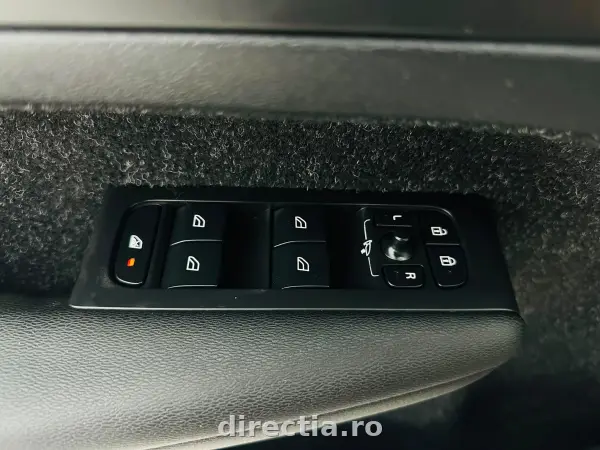 Poza anunț 11