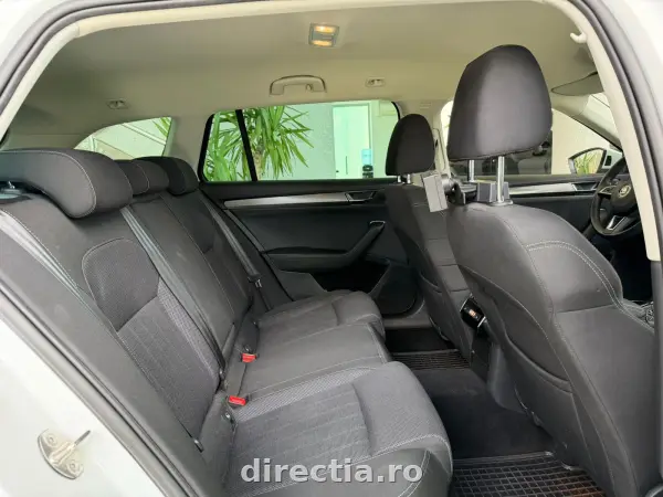 Poza anunț 18