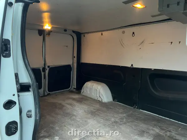 Poza anunț 11