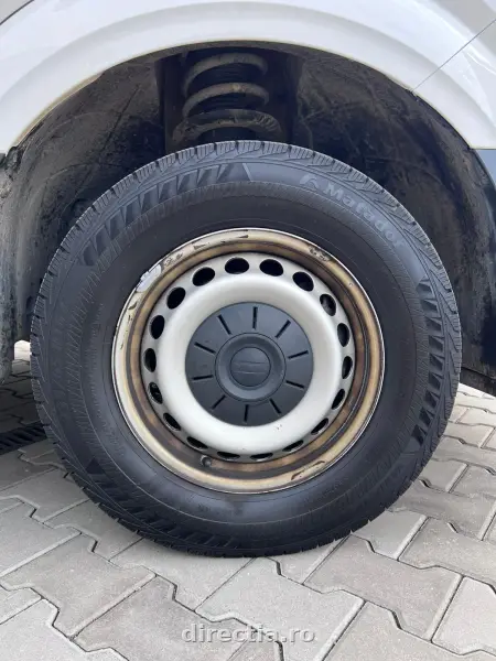 Poza anunț 40