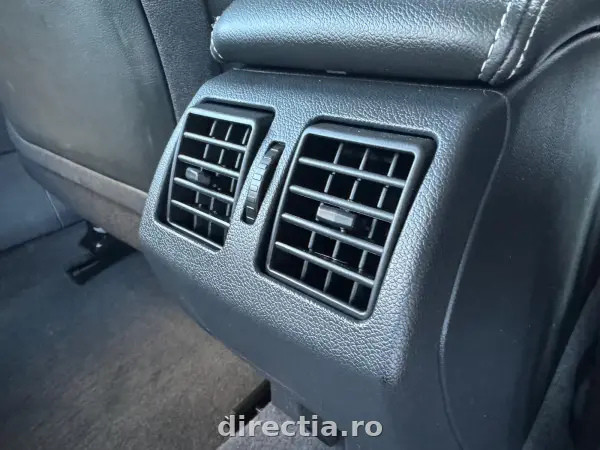 Poza anunț 25