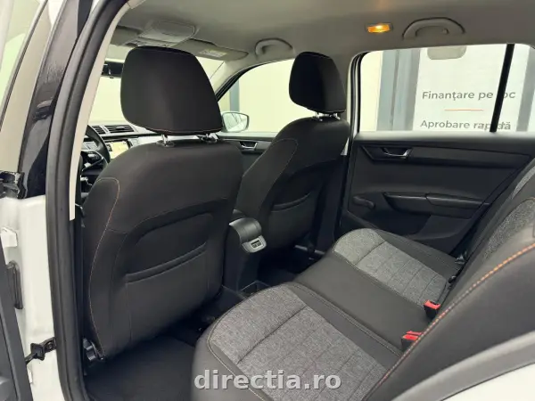 Poza anunț 12