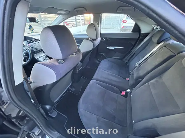 Poza anunț 13