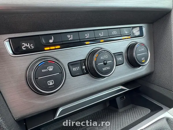 Poza anunț 18