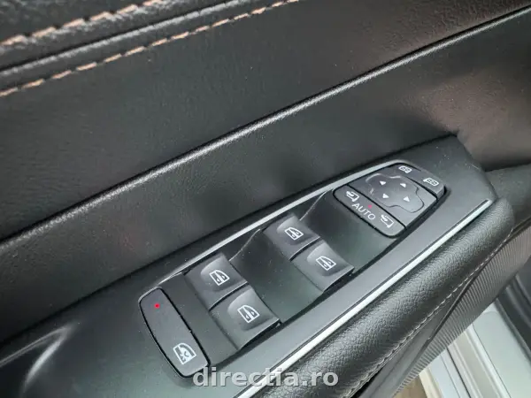 Poza anunț 25