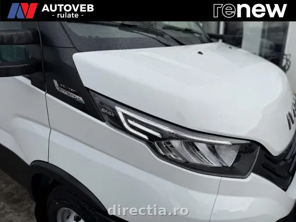 Poza anunț 12