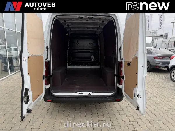 Poza anunț 12