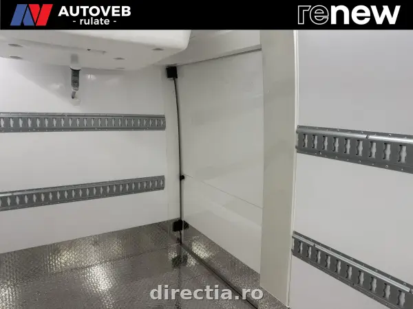 Poza anunț 16
