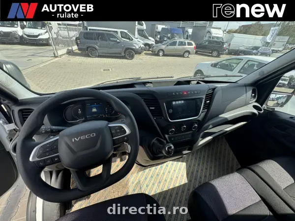 Poza anunț 12