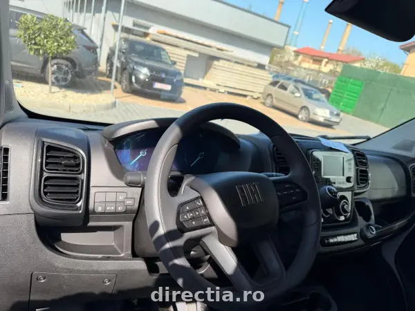 Poza anunț 8
