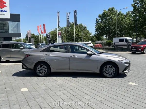 Poza anunț 12