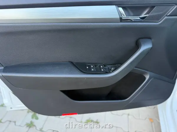 Poza anunț 32
