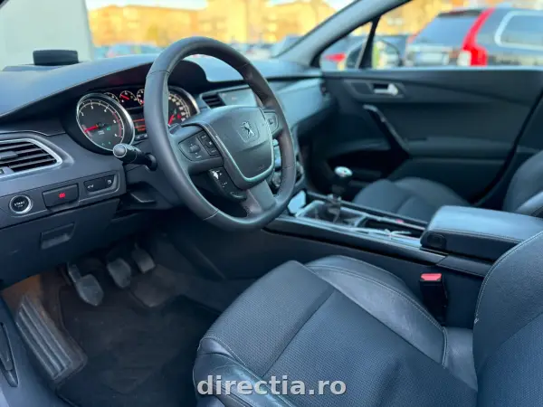 Poza anunț 12