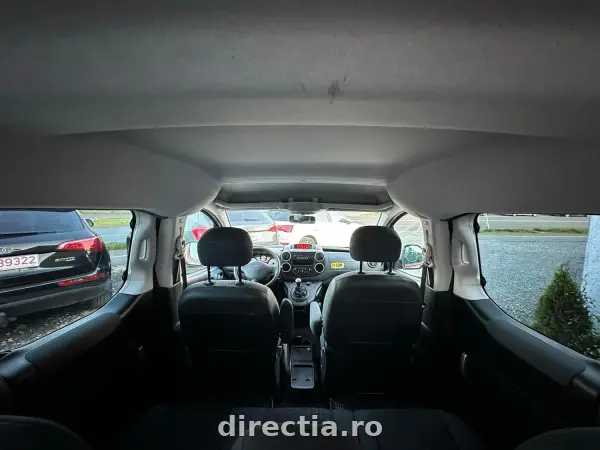 Poza anunț 12