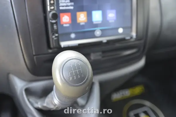 Poza anunț 36