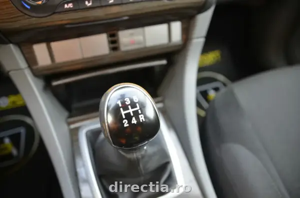 Poza anunț 32