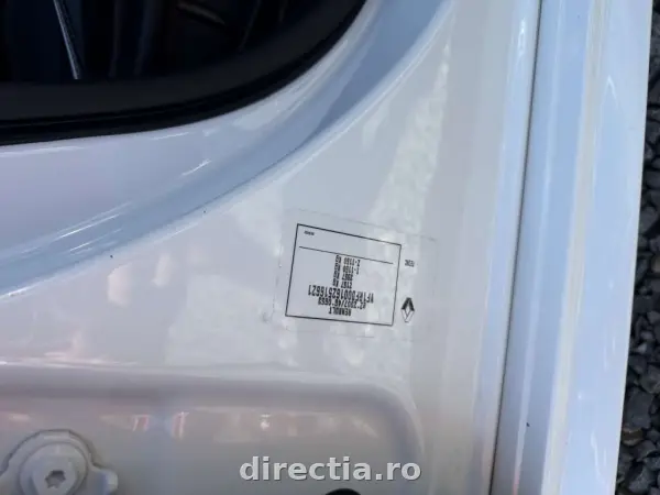 Poza anunț 12
