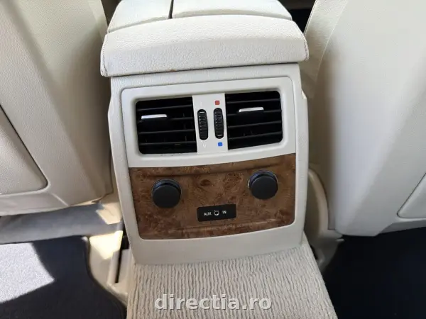 Poza anunț 11