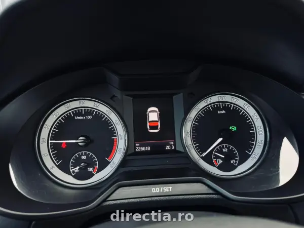 Poza anunț 12