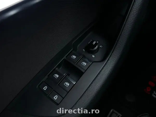 Poza anunț 25