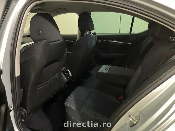 Poza anunț 11