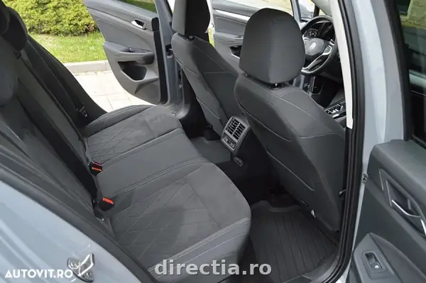 Poza anunț 32