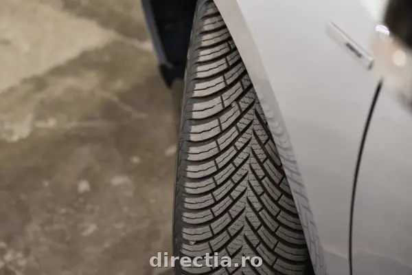 Poza anunț 32
