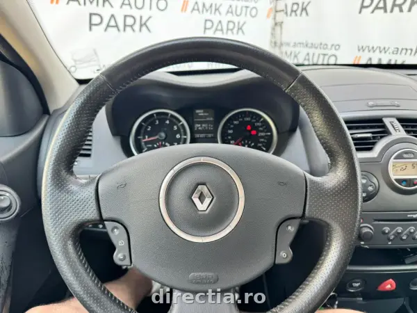 Poza anunț 12