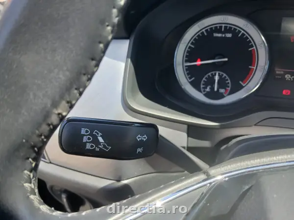 Poza anunț 12